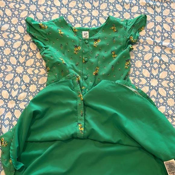 Girls Gap Kids Dress. Size S (6-7) - Picture 12 of 12